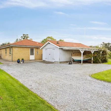 Kalli - 100m From The Sea By Interhome *