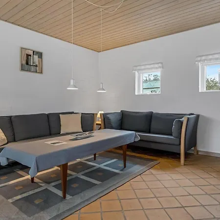 Kalli - 100m From The Sea By Interhome *